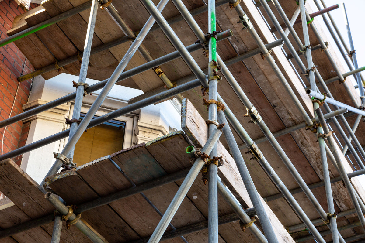 7 Scaffolding Safety Tips + OSHA Requirements | GotSafety